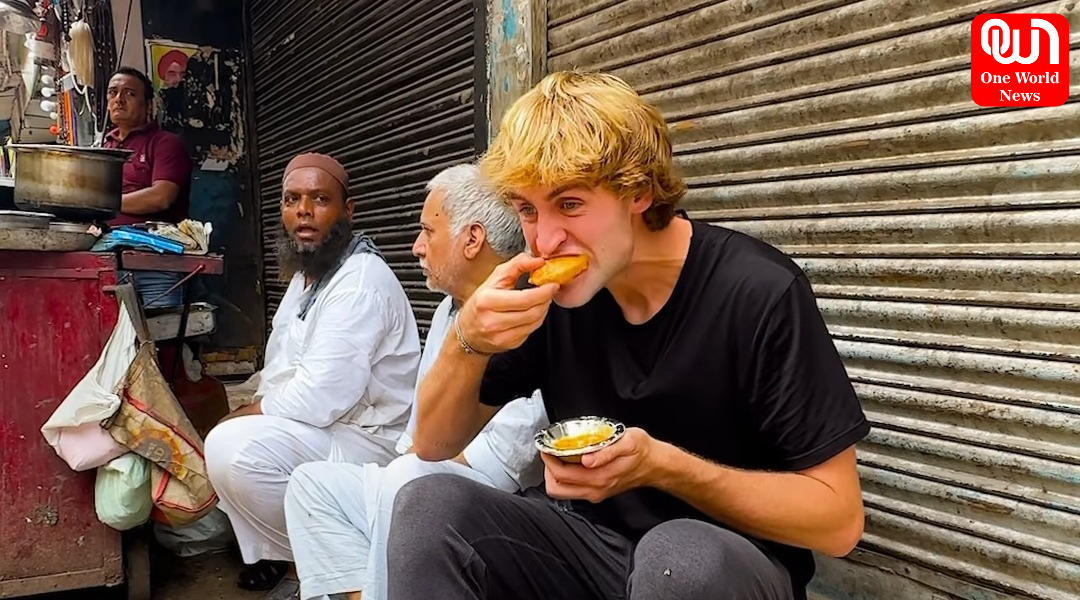 American Vlogger Eat Delhi Street Food