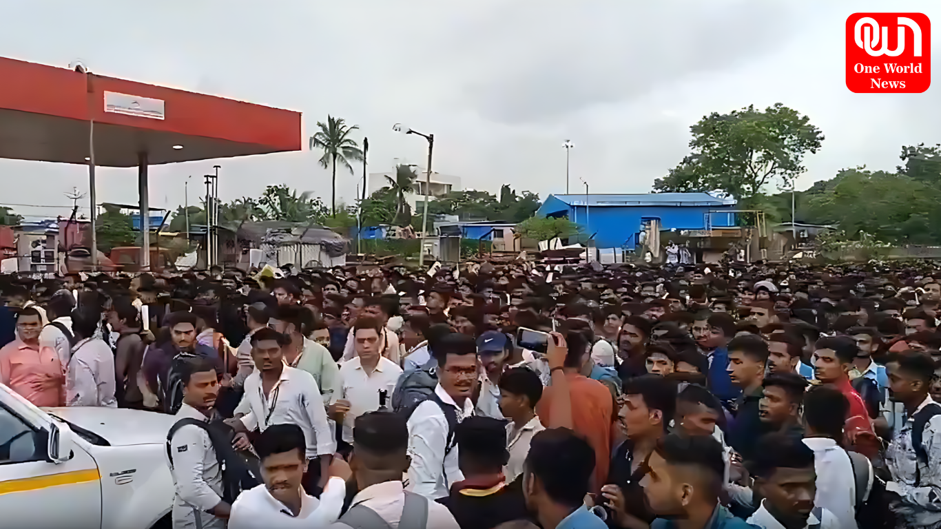 Huge Crowd At Air India Recruitment Drive