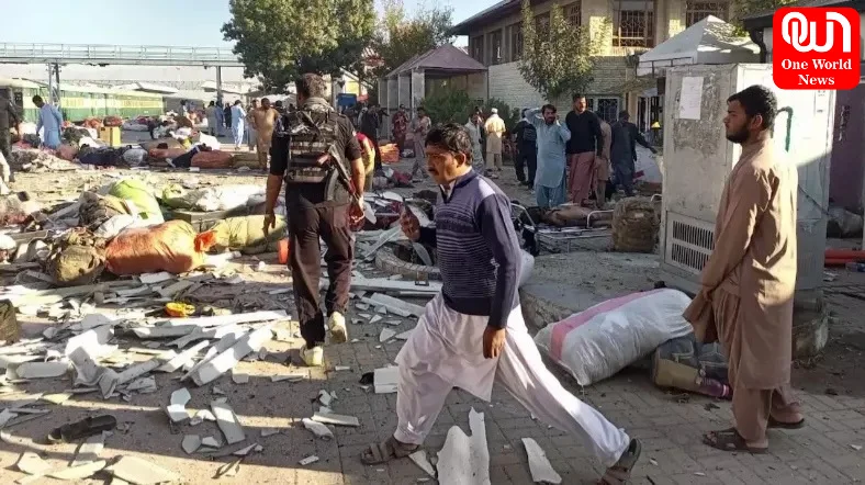 Explosion In Pakistan Railway Station