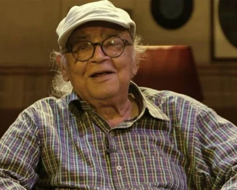 Manoj Mitra Dies