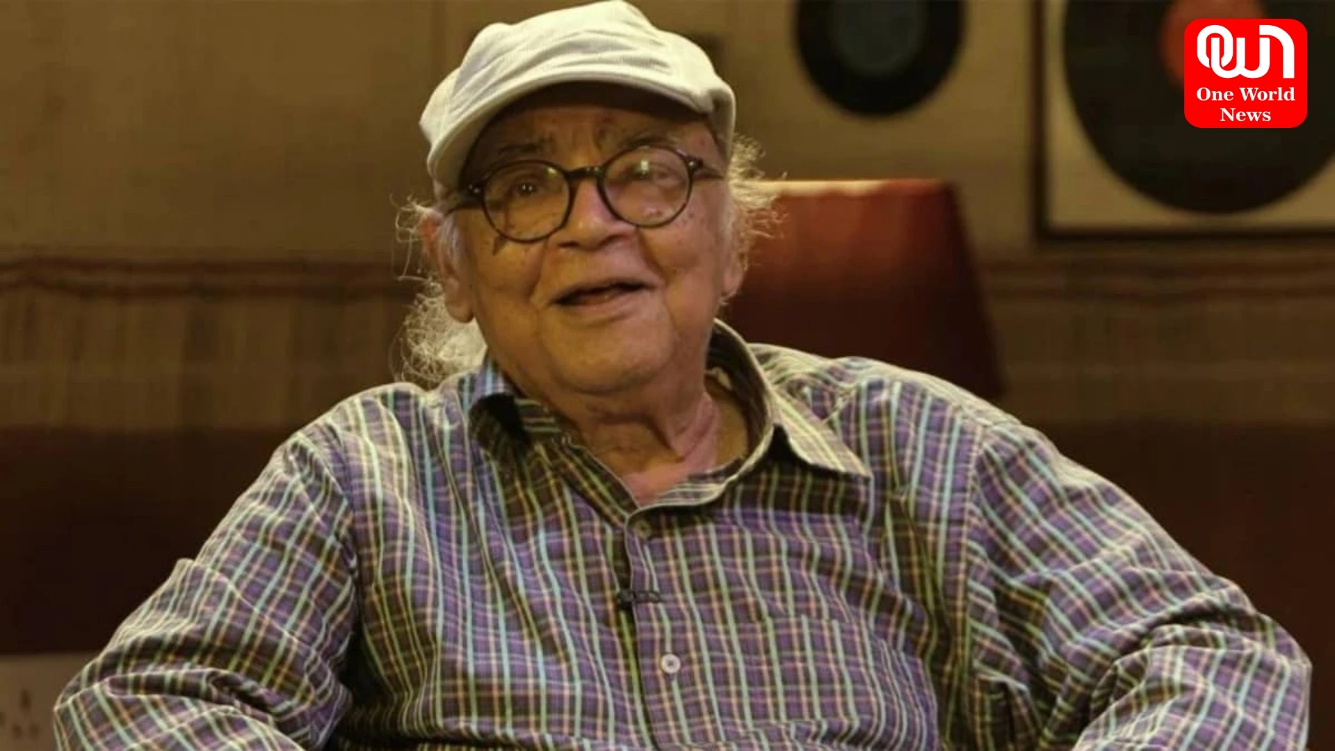 Manoj Mitra Dies