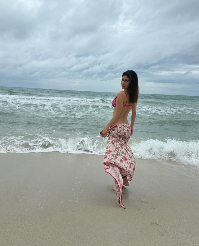 Mouni Roy Beach Photos