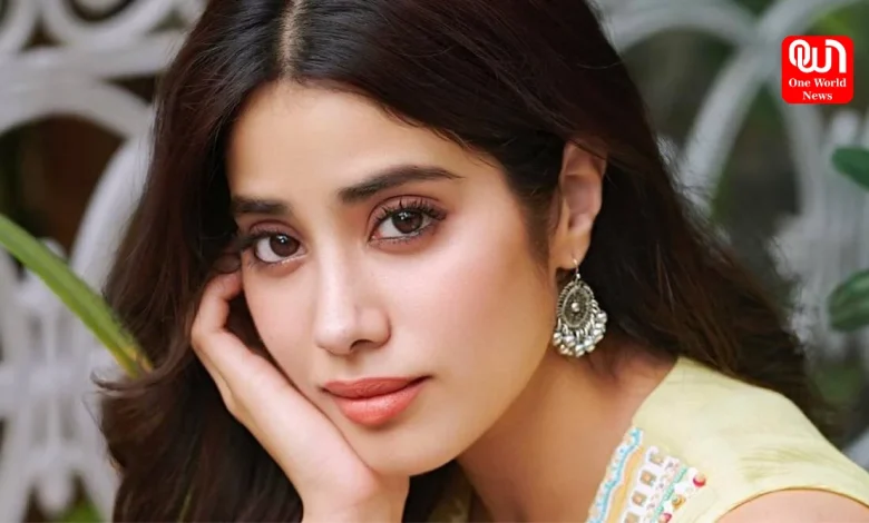 Janhvi Kapoor Stylish Look