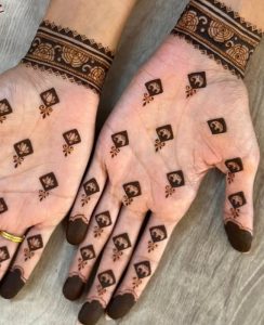 Sheetala Ashtami Special Mehendi Design