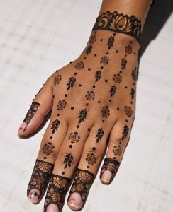 Sheetala Ashtami Special Mehendi Design