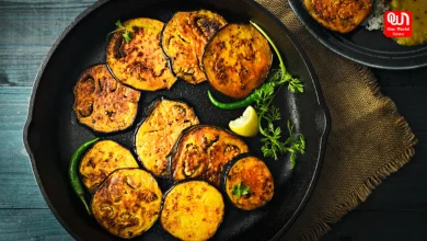 Chilli Garlic Baingan Bhaja Recipe