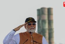 PM Modi Interacts with Soldiers