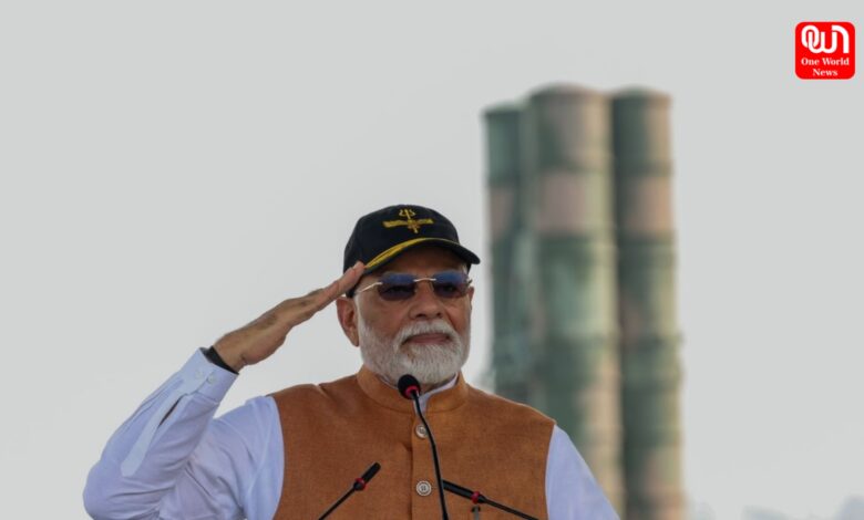 PM Modi Interacts with Soldiers