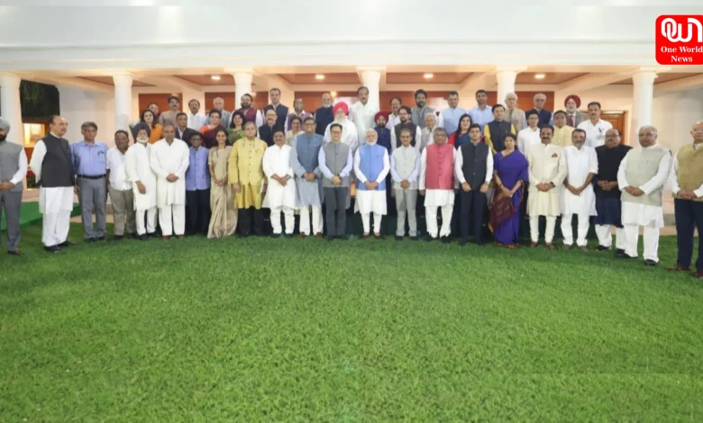 Narendra Modi Praises Opposition