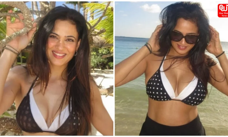 Shweta Tiwari Bikini Look