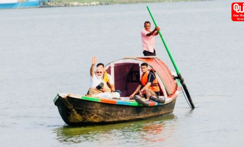 PM Modi Howrah Bridge Boat Ride
