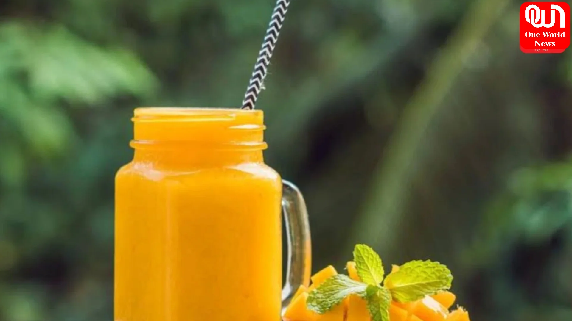 Mango Shake Vs Aamras