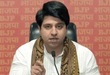 Shehzad Poonawalla Resignation