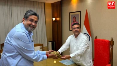 CM Meeting with Ambuja Neotia