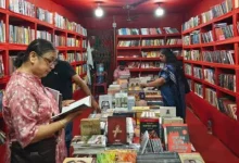 Record Book Sell In Left Book Stalls